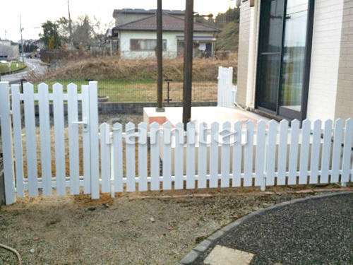 施工例洋風フェンス 三協アルミ ララミー2型 お庭門扉 片開き(現場番号